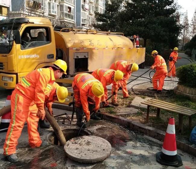 那坡市政管道清淤